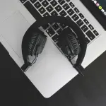 Musica: streaming boom, CD e download in difficoltà