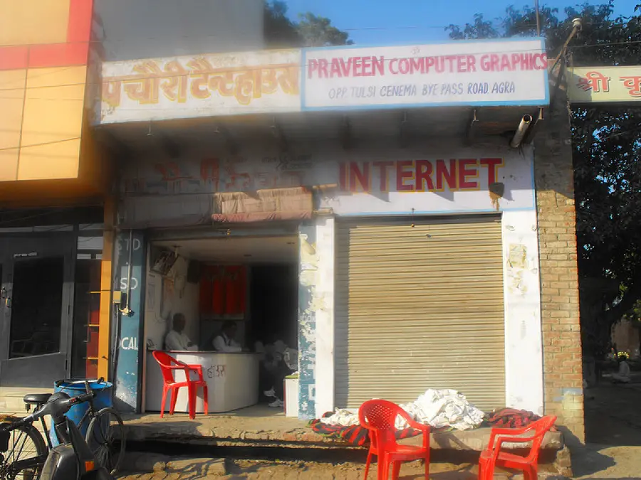 L'India blocca Facebook Free Basics, viola la neutralità della rete