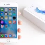 Apple vende meno iPhone e calano i ricavi