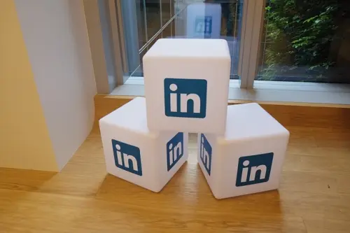 LinkedIn multa di 13 milioni di dollari per troppo SPAM