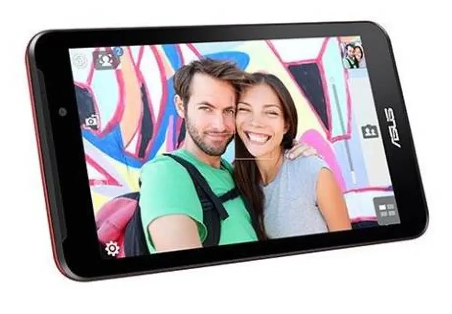 ASUS ZenFone Selfie con due telecamere da 13MP