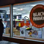 Black Friday al via anche in Italia il giorno dei maxi sconti