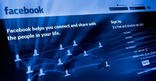 Facebook più spazio agli amici, meno alle pagine