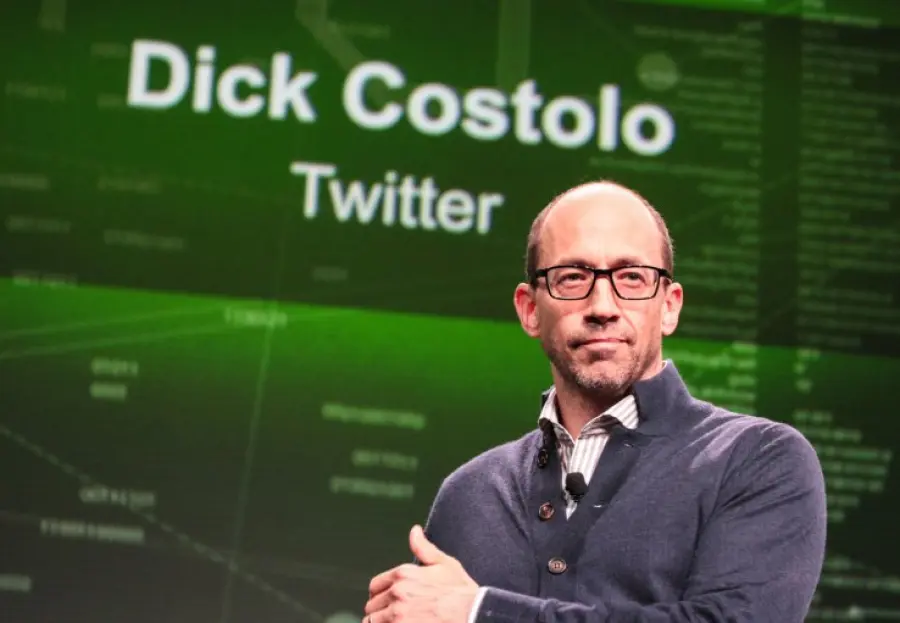 Twitter in cerca di un CEO, a tempo pieno...