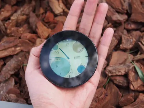 Runcible l'Anti-Smartphone rotondo da taschino