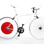 La Copenhagen Wheel trasforma qualsiasi bicicletta in una bici elettrica