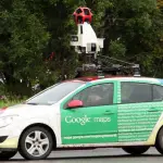 Mostra il sedere a Google Car: è su Street View