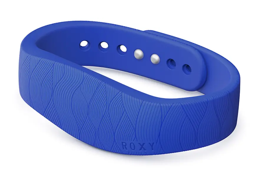 Sony lancia la nuova SmartBand With Roxy	