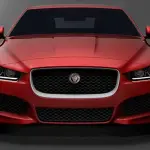 Jaguar XE: è pura tecnologia in movimento