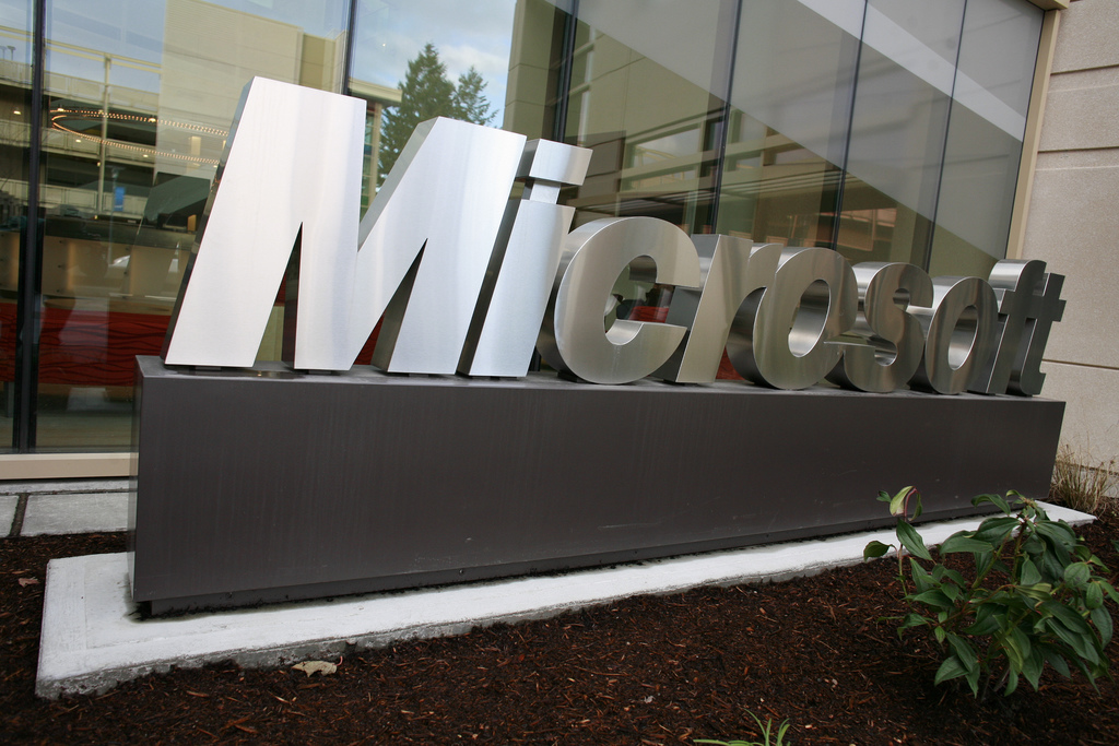 Microsoft apre le porte all'OpenSource