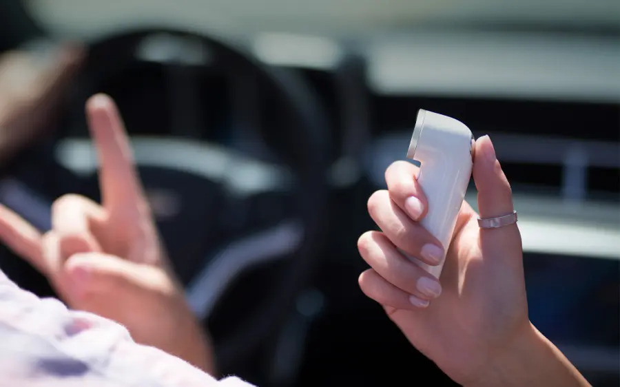 HTC RE l'action cam a forma di tubo