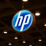 HP si divide in due. Lavoratori a rischio
