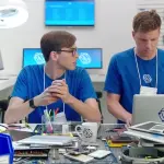 Samsung prende in giro Apple con 6 video