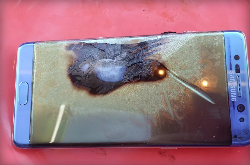 Samsung: stop alle vendite di Galaxy Note 7 e crollo in borsa