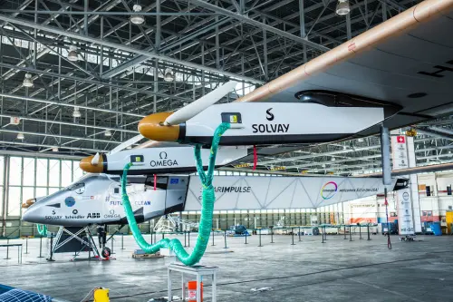Solar Impulse 2: il primo giro del mondo dell'aereo solare