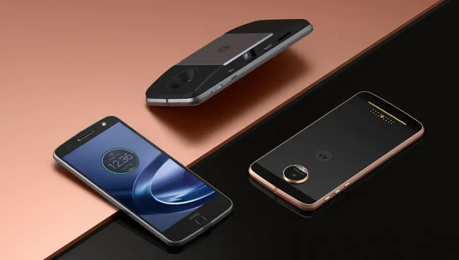 IFA 2016, arriva Moto Z Play, smartphone modulare all'avanguardia