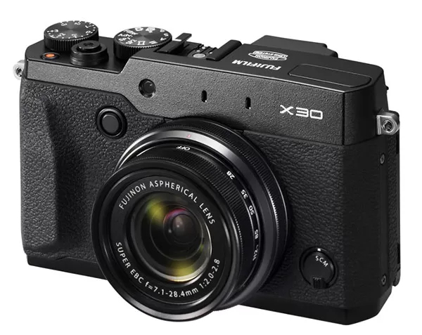Fujifilm X30: la compatta che fa foto da Reflex