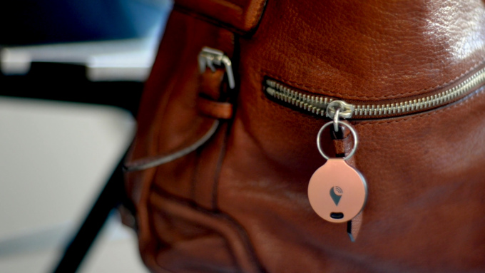 TrackR Bravo