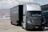 Daimler lancia il primo camion “legale” a guida autonoma