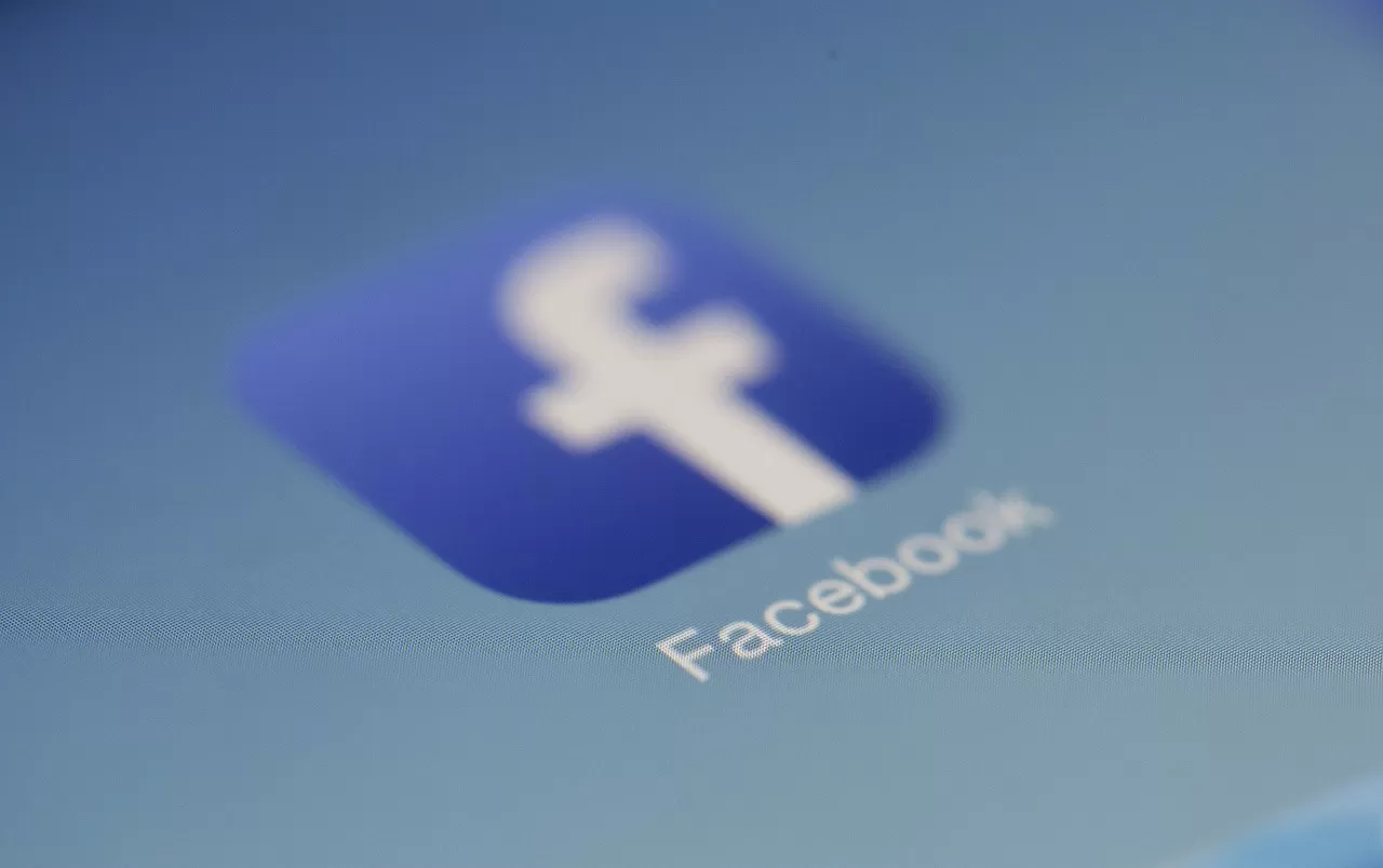 Facebook offline: presto commenti e news anche senza connessione