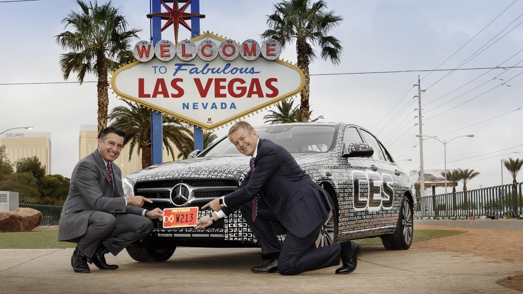 Mercedes-Benz E-Klasse: Autonom über die Highways im Bundesstaat NevadaMercedes-Benz E-Class: Self-driving across the highways of Nevada