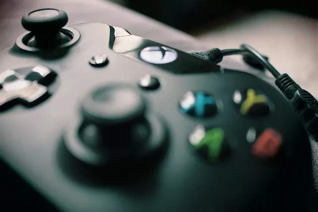 Microsoft gaming: bene le vendite software, male con l’hardware