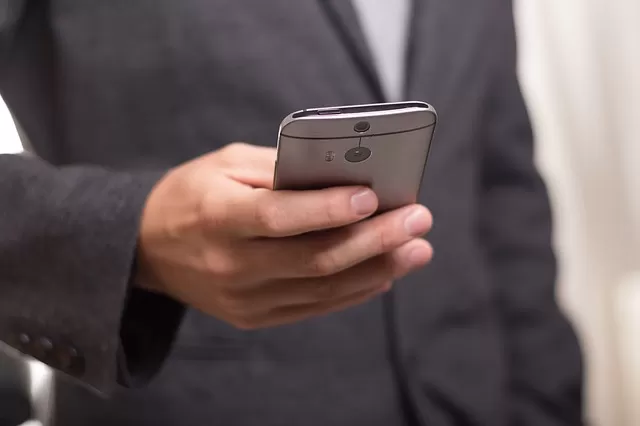 Quando lo smartphone diventa la casa da gioco dell’era digitale