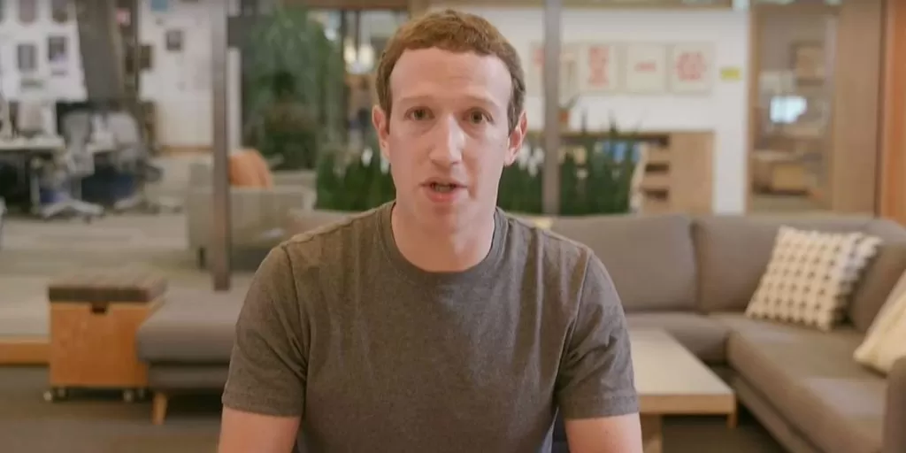 Zuckerberg difende Facebook e attacca Cook