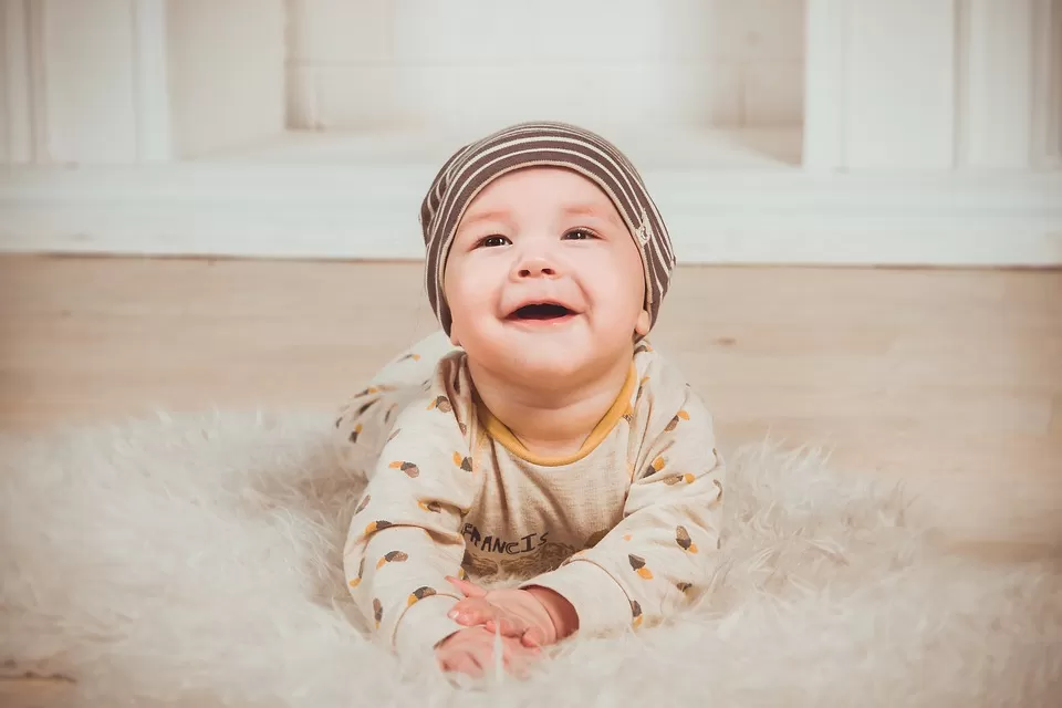 Guida alla scelta di tutine per neonati